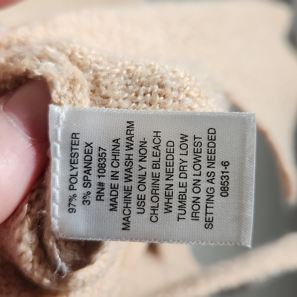 a.n.a Sweater Womens Size M Tan Fuzzy Tunic Long Top - Picture 6 of 9